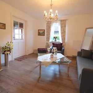 Alpenschloss Apartment Garmisch-Partenkirchen